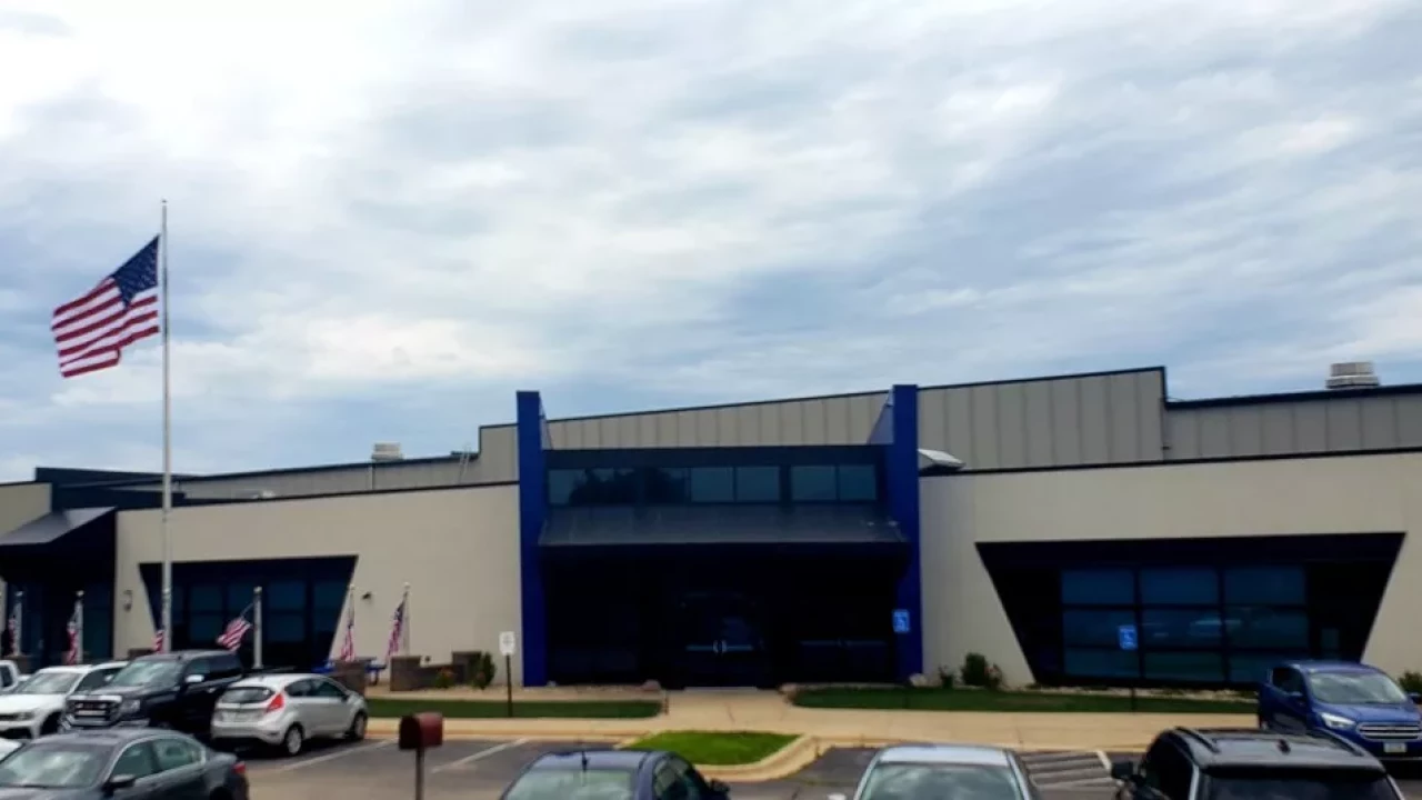 KEG 1 Iowa - Cedar Rapids Building 